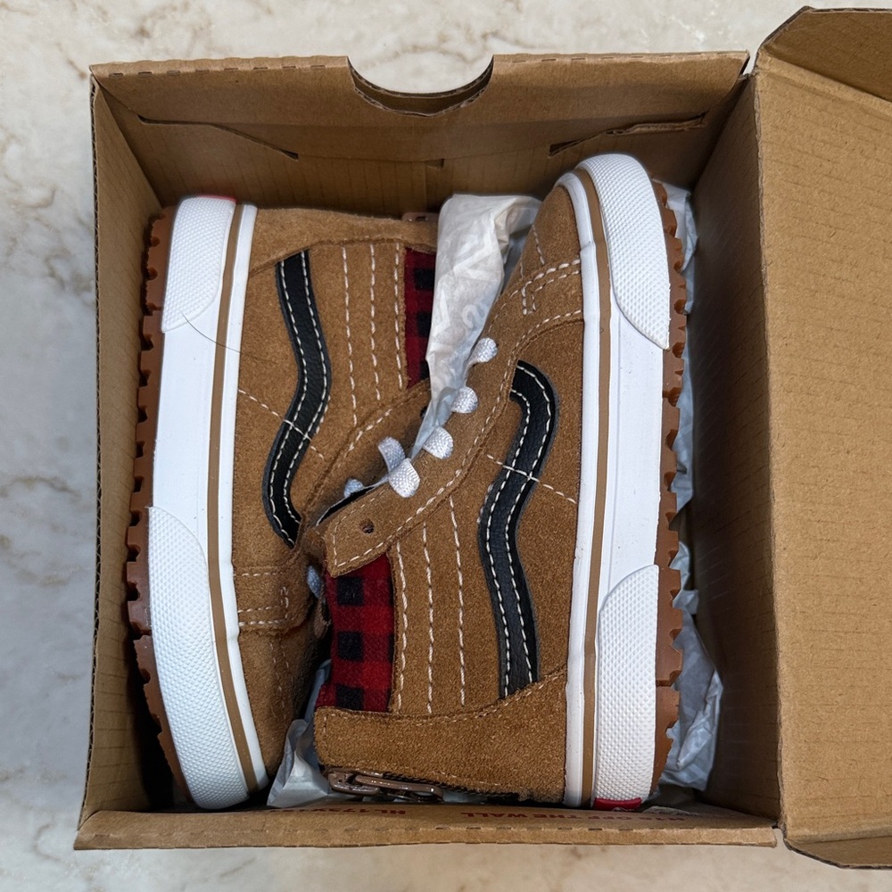 Vans Sk8-Hi Zip Met Kids Plaid Browb and Black High-Top Sneakers Size 6